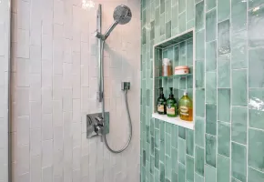 436-W-Belmont-unit-203-7_26_11zon