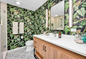 436-W-Belmont-unit-203-8_27_11zon
