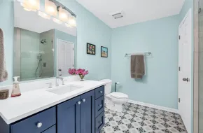 436-W-Belmont-unit-202-8_19_11zon