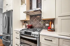 436-W-Belmont-unit-203-5_24_11zon