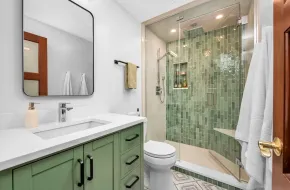 436-W-Belmont-unit-203-6_25_11zon